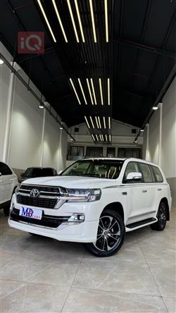 تويوتا لاندكروزر